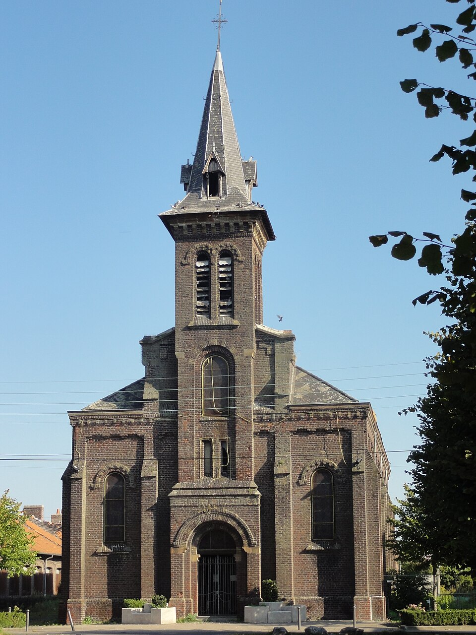Bruay — sur — l'Escaut — Église Saint — Adolphe (10)