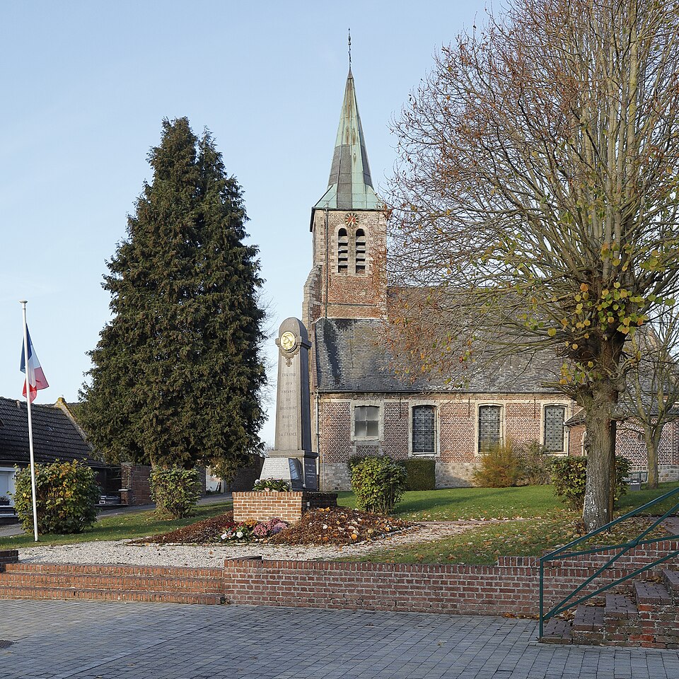 Eglise de Brunémont vue de la Rue d'en Bas