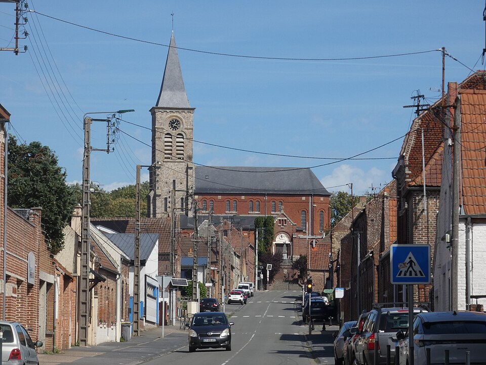 Bugnicourt — Rue de l'Église (01)