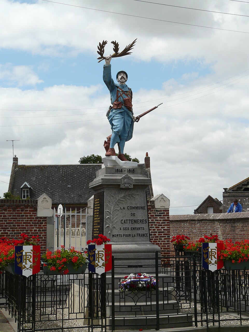 Cattenières monument aux morts