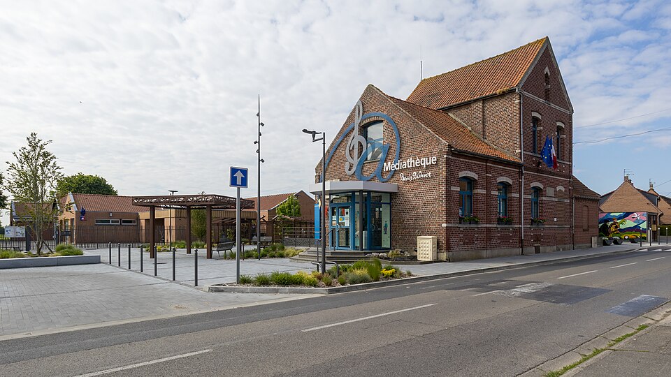 Médiathèque Denis Diderot et l'école Louis Aragon