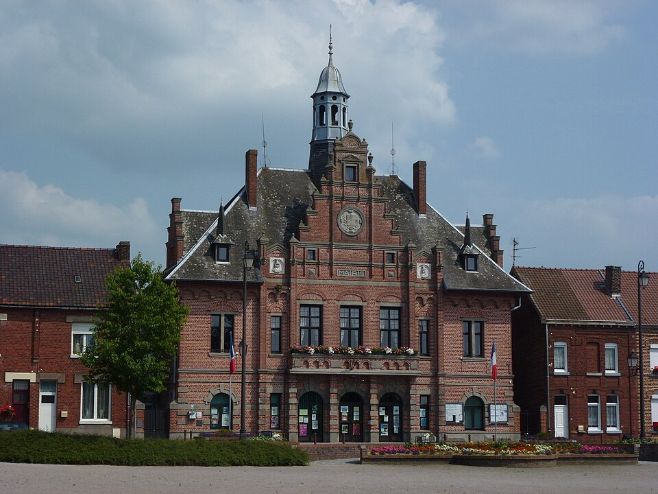 Mortagne — du — Nord (Nord, Fr) la mairie