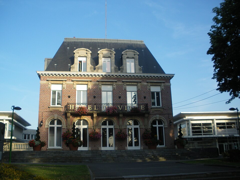Hôtel de ville de Mouvaux — 1