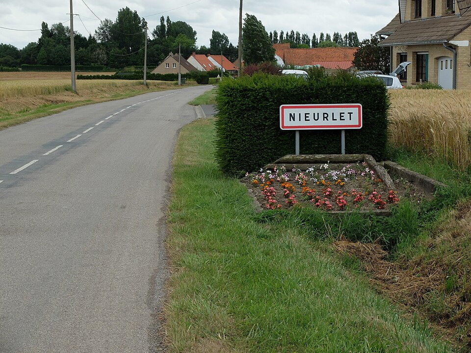 Nieurlet — Entrée de commune