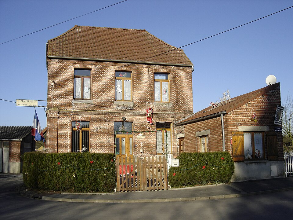 Raucourt au bois town hall