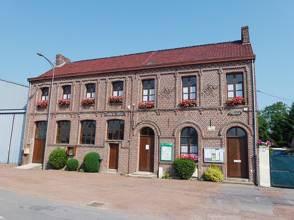 Sars — et — Rosières (Nord, Fr) mairie — salle des fêtes