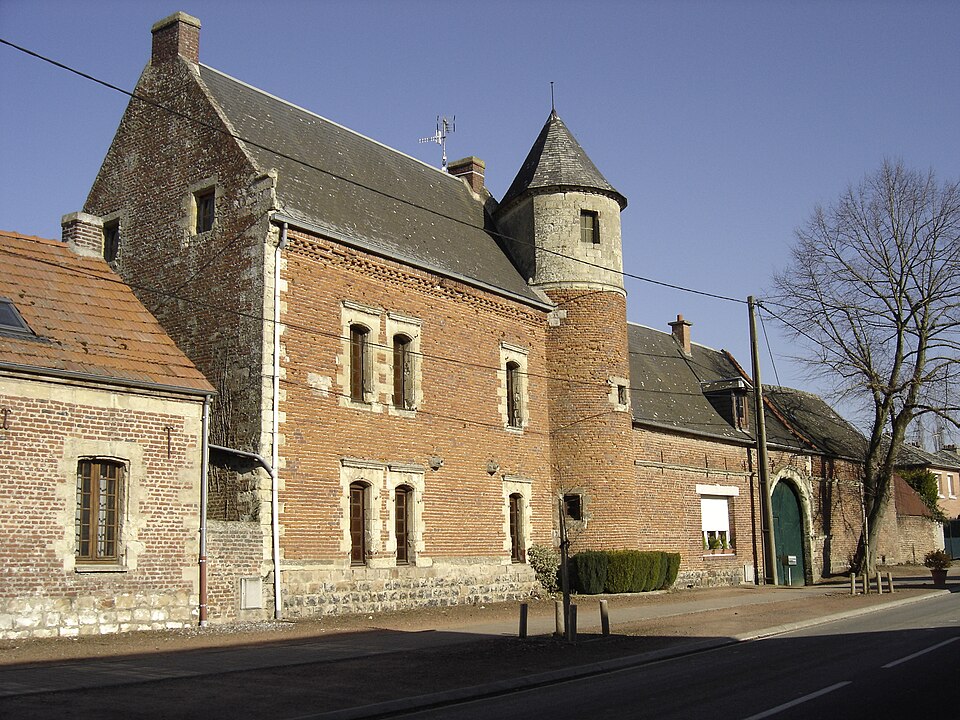 Villers en Cauchies farm