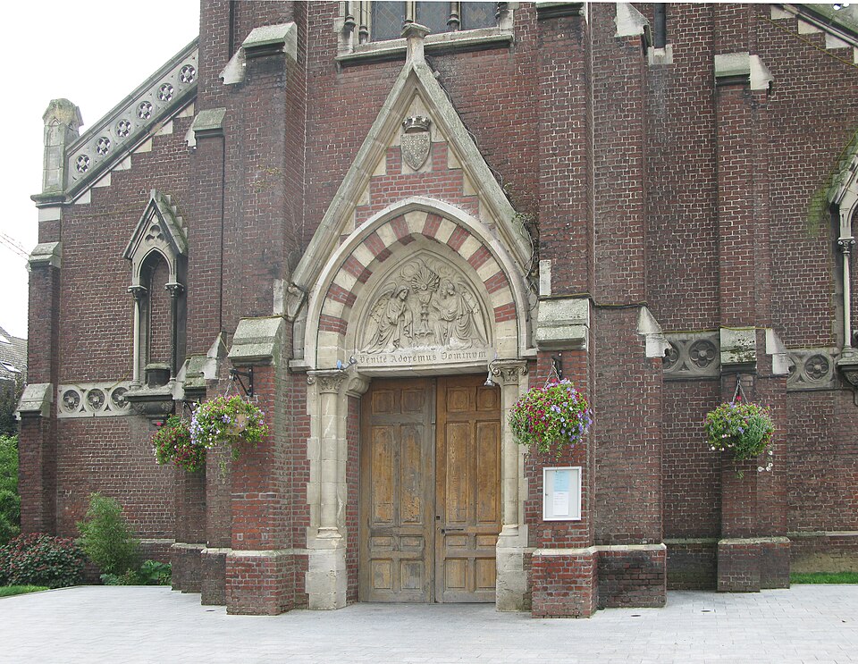 Jielbeaumadier eglise saint — nicolas portail wasquehal 2010