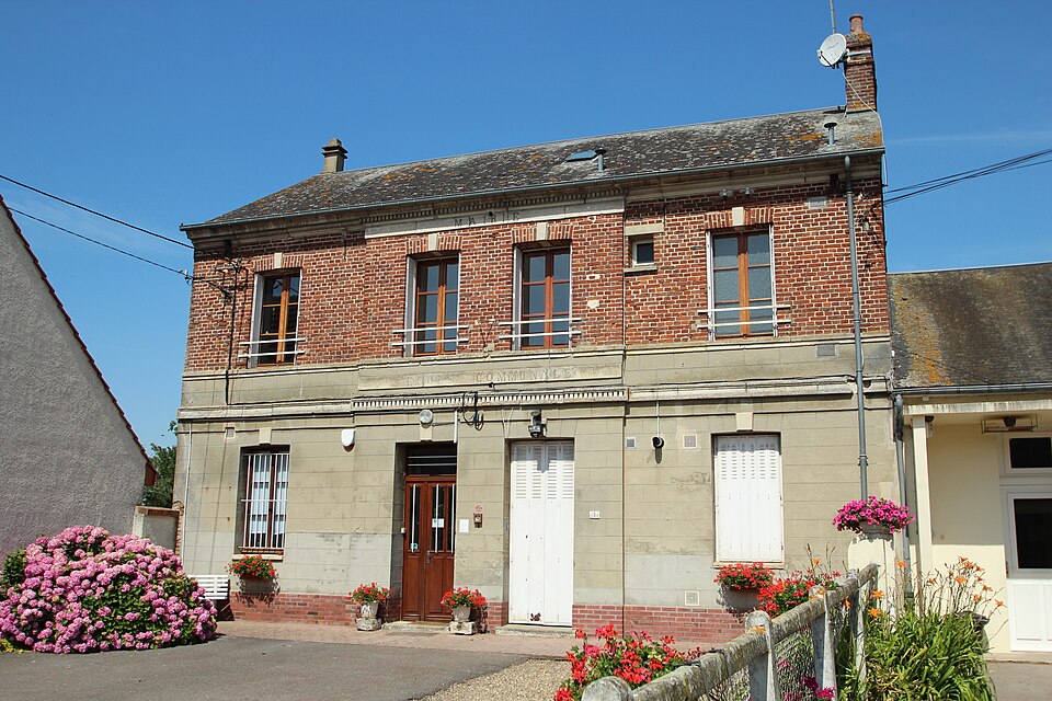 Mairie de Abbeville — Saint — Lucien le 11 juillet 2015 — 2