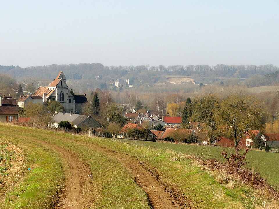Béthancourt — en — Valois (60), vue sur le village depuis la rue d'Hanicourt