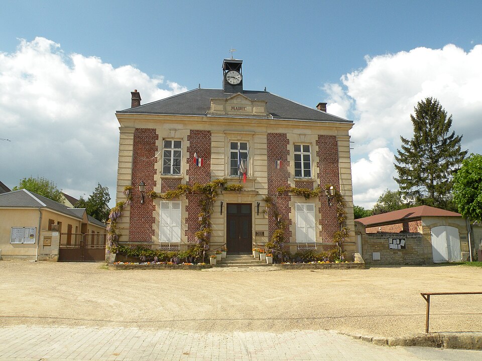 Mairie blaincourt les precy