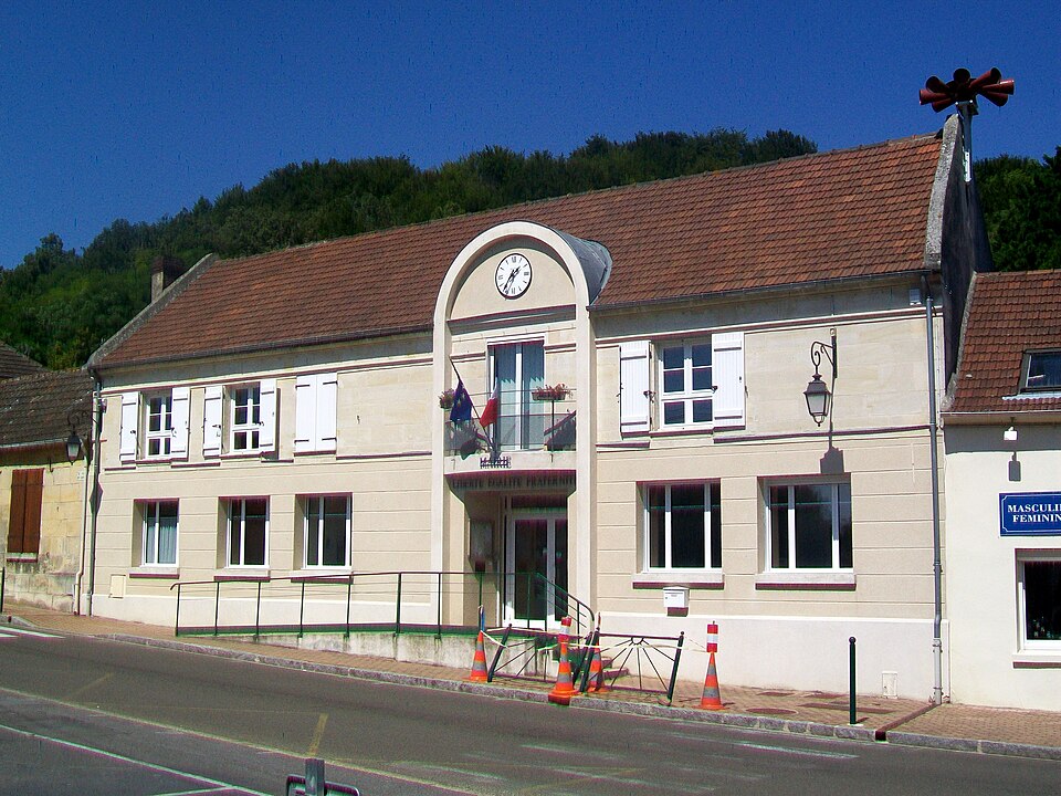 Cinqueux (60), nouvelle mairie, rue de Liancourt