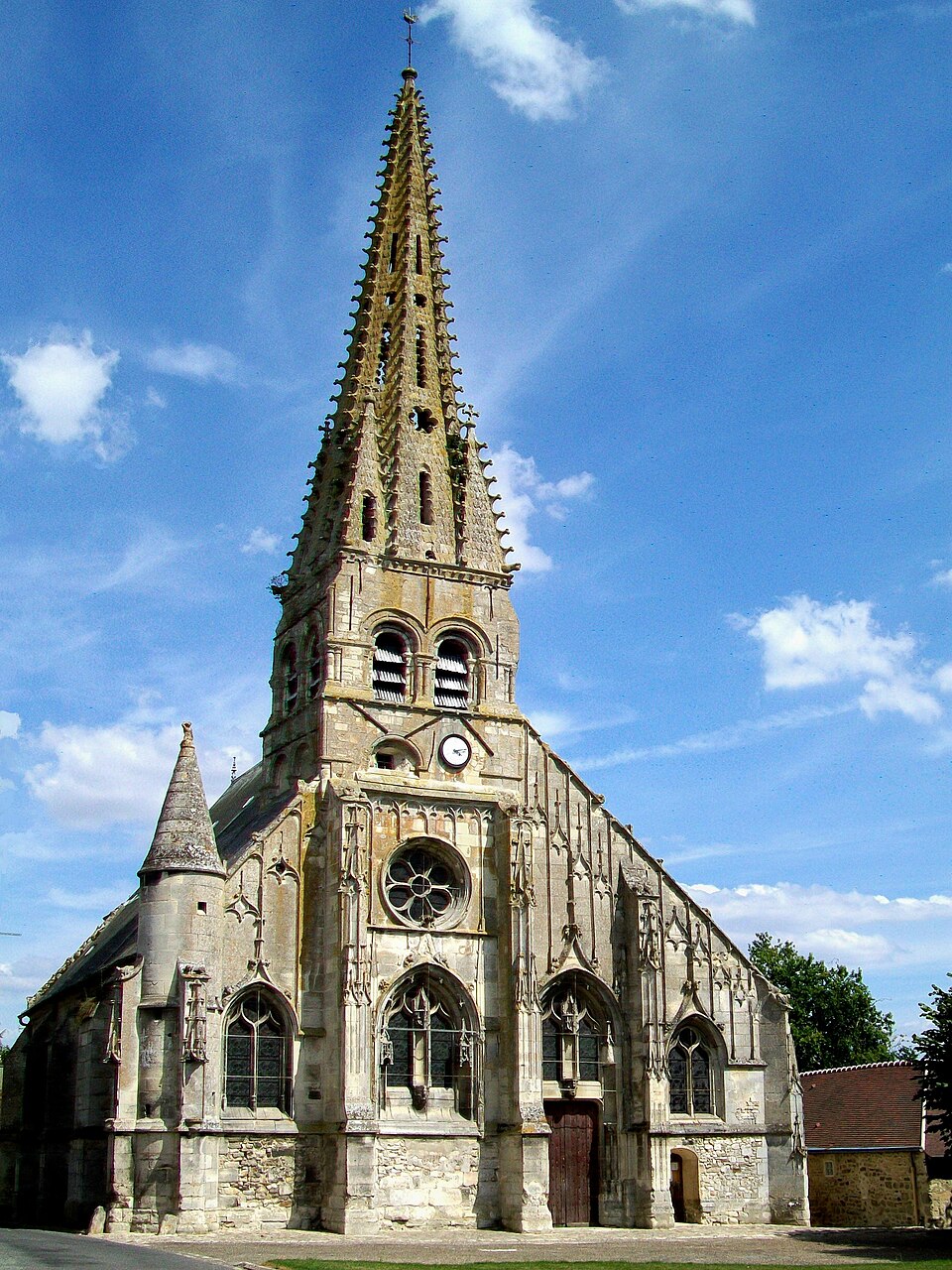 Ève (60), église Notre — Dame