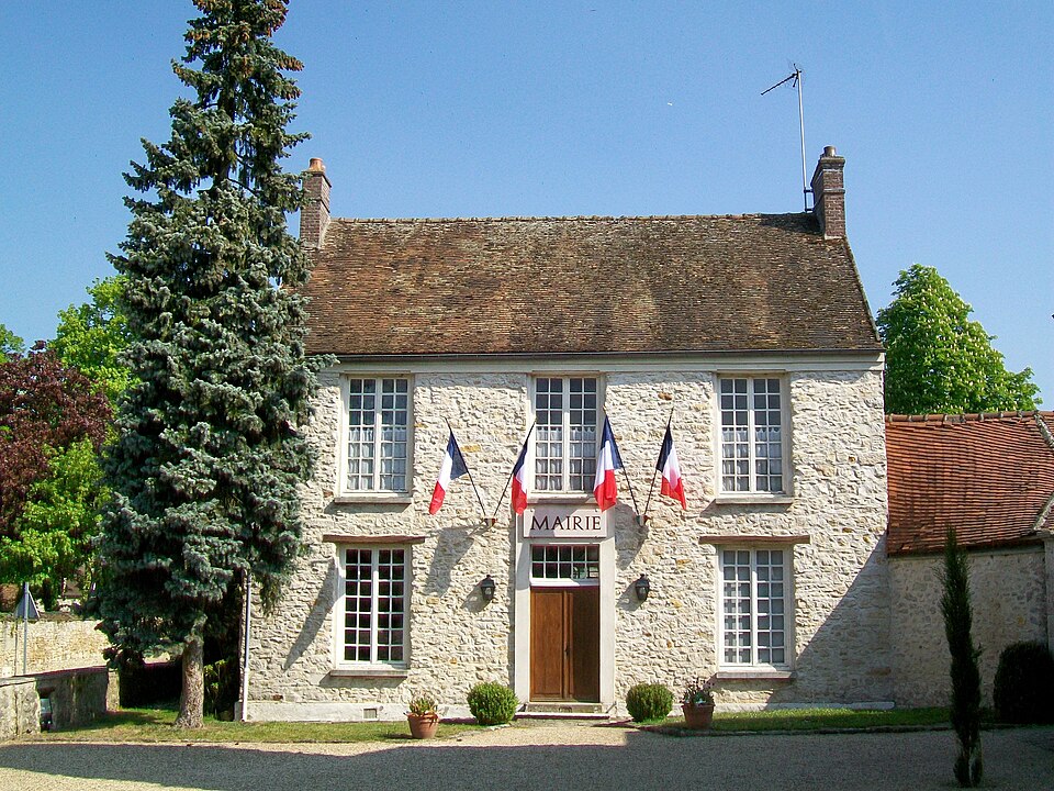 Fontaine — chaalis mairie