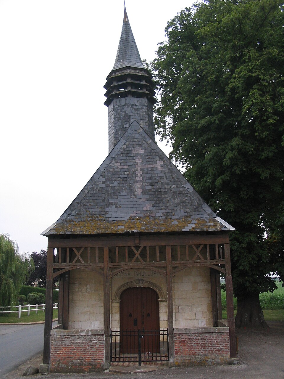 Gannes — Chapelle