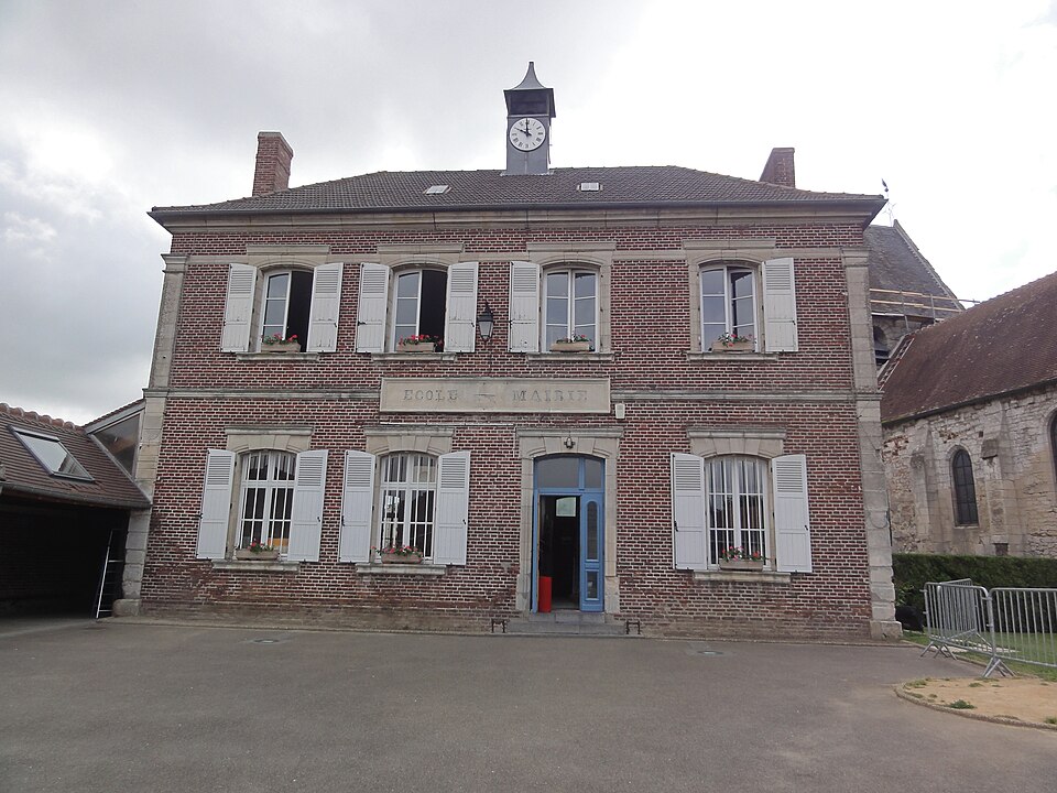 Houdancourt (Oise) Mairie — école