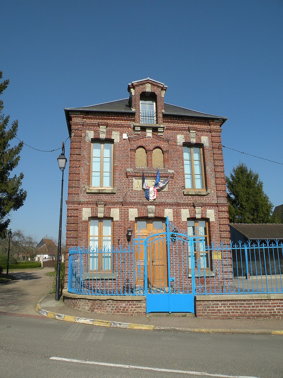 La Houssoye mairie 1