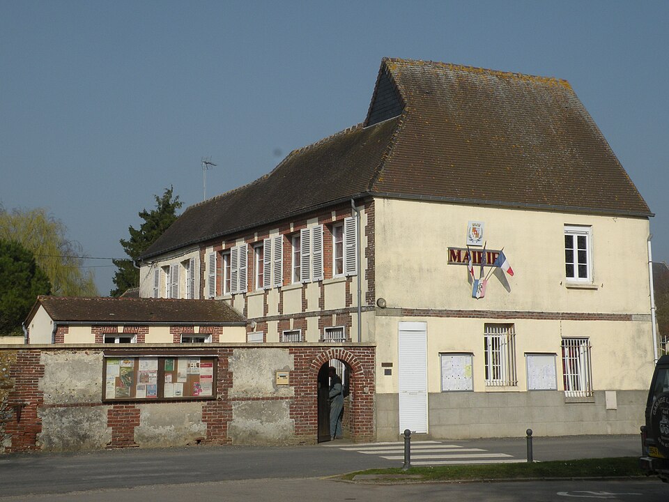 Jouy — sous — Thelle mairie 03