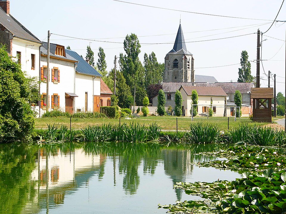 Lavacquerie mare & église