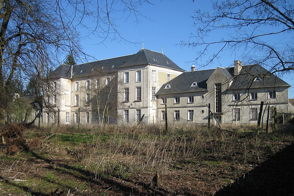 Lavilletertre — chateau — facade — ouest