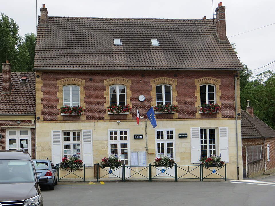 Margny — sur — Matz — Mairie