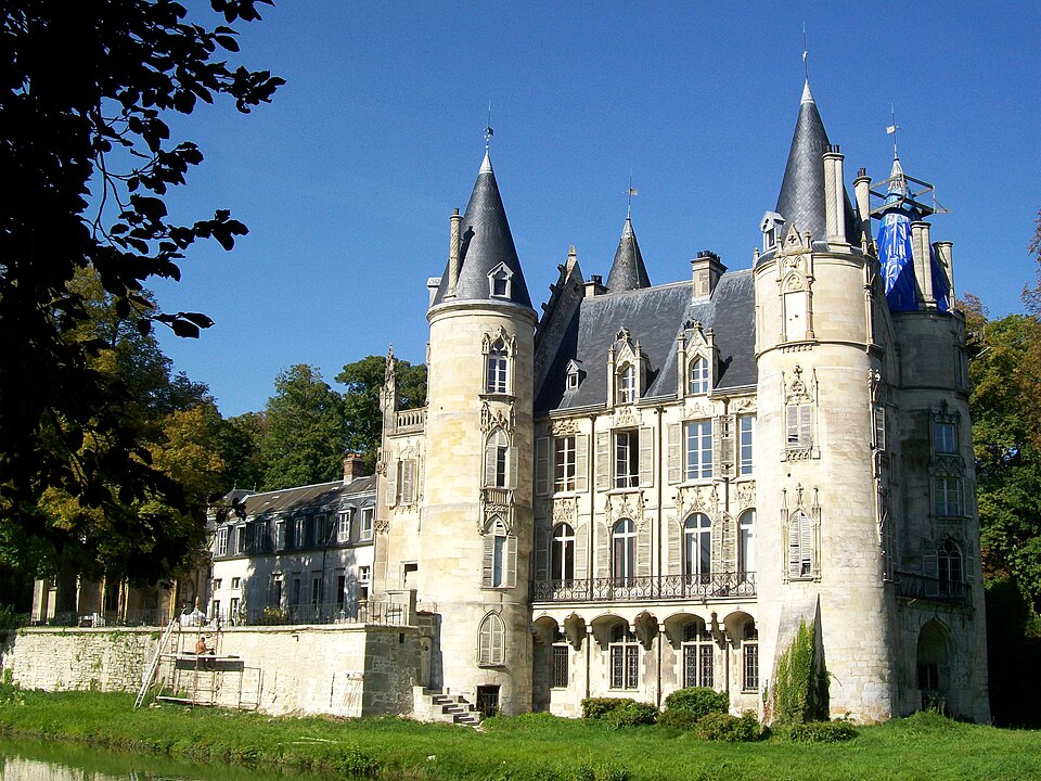 Montlévêque (60), château