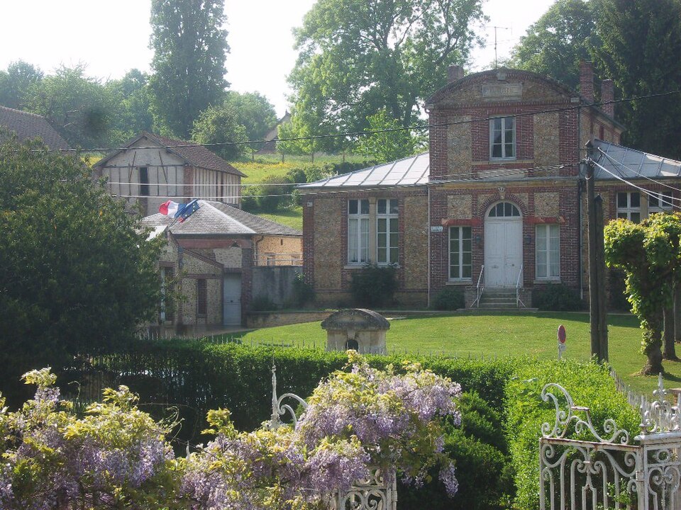 Neuville — Bosc — mairie 3