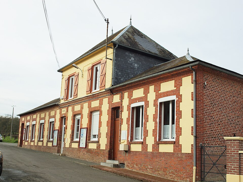 Quincampoix — Fleuzy — FR — 60 — mairie — 3
