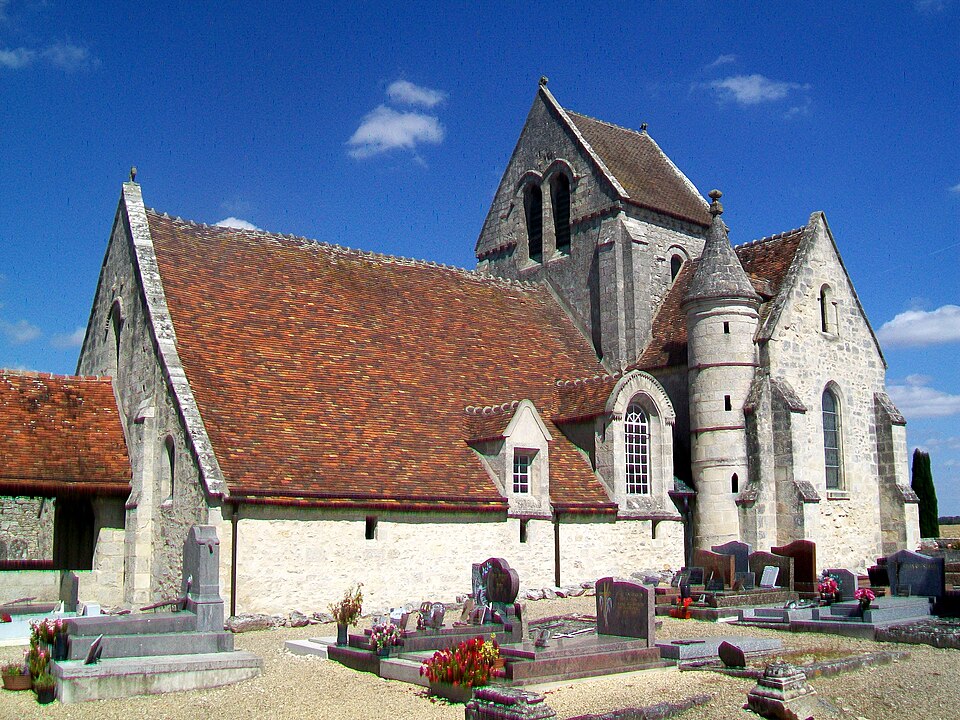 Rocquemont (60), église Saint — Laurent