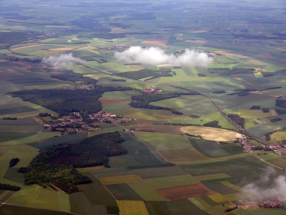 Vue aérienne de Tartigny et Rouvroy — les — Merles 01