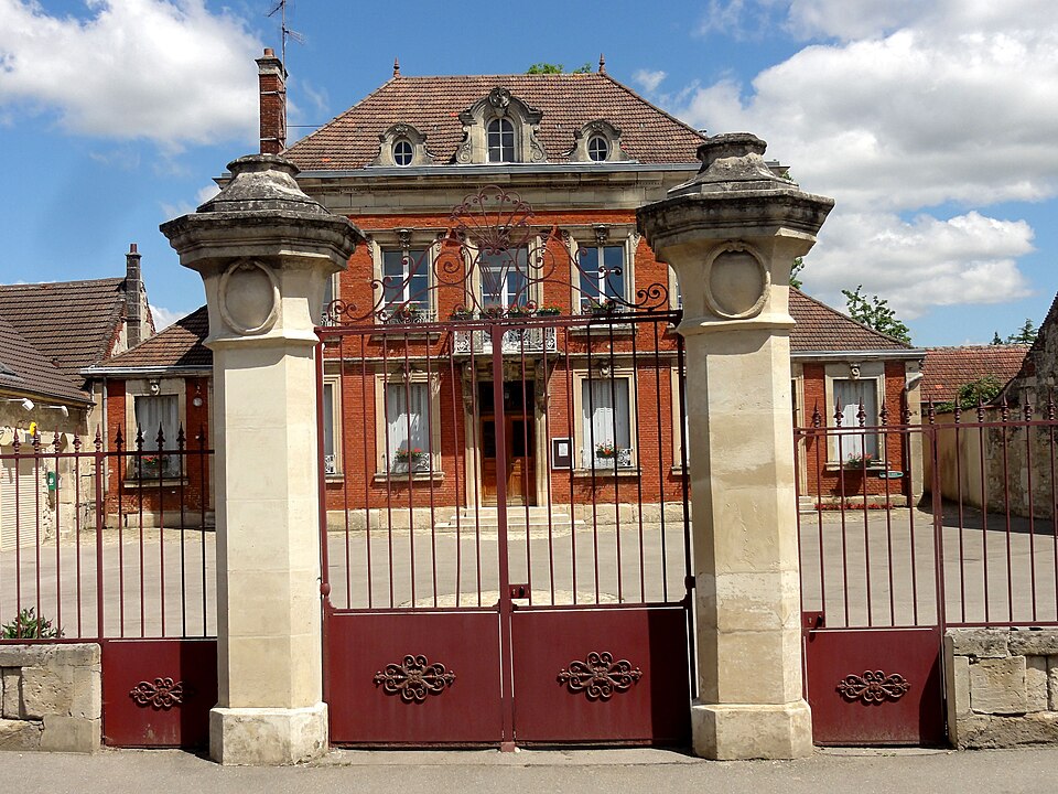 Sacy — le — Grand (60), mairie, rue Gambetta 2