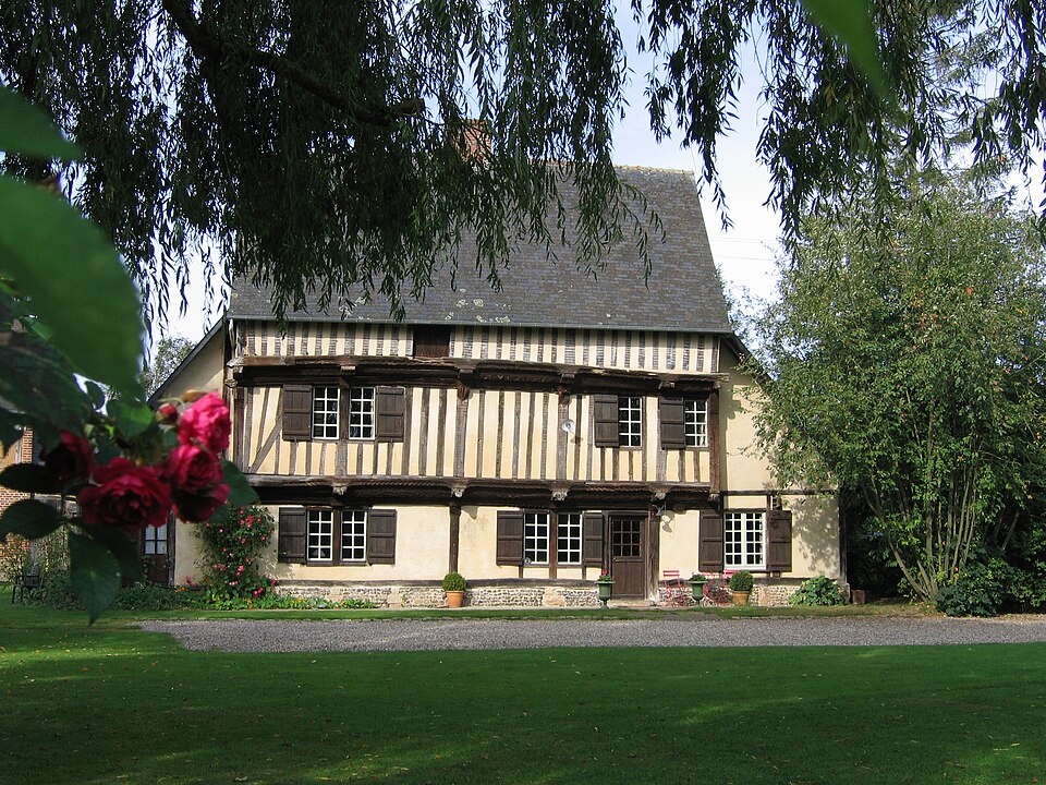 Façade du Prieuré de saint — Arnoult St Arnoult 21 — 09 — 2007