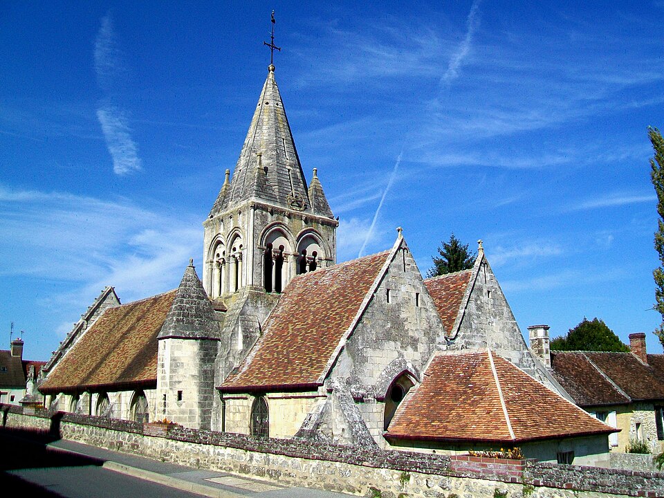 Saintines (60), église Saint — Denis, Saint Jean — Baptiste, rue Jean — Jaurès, depuis l'est
