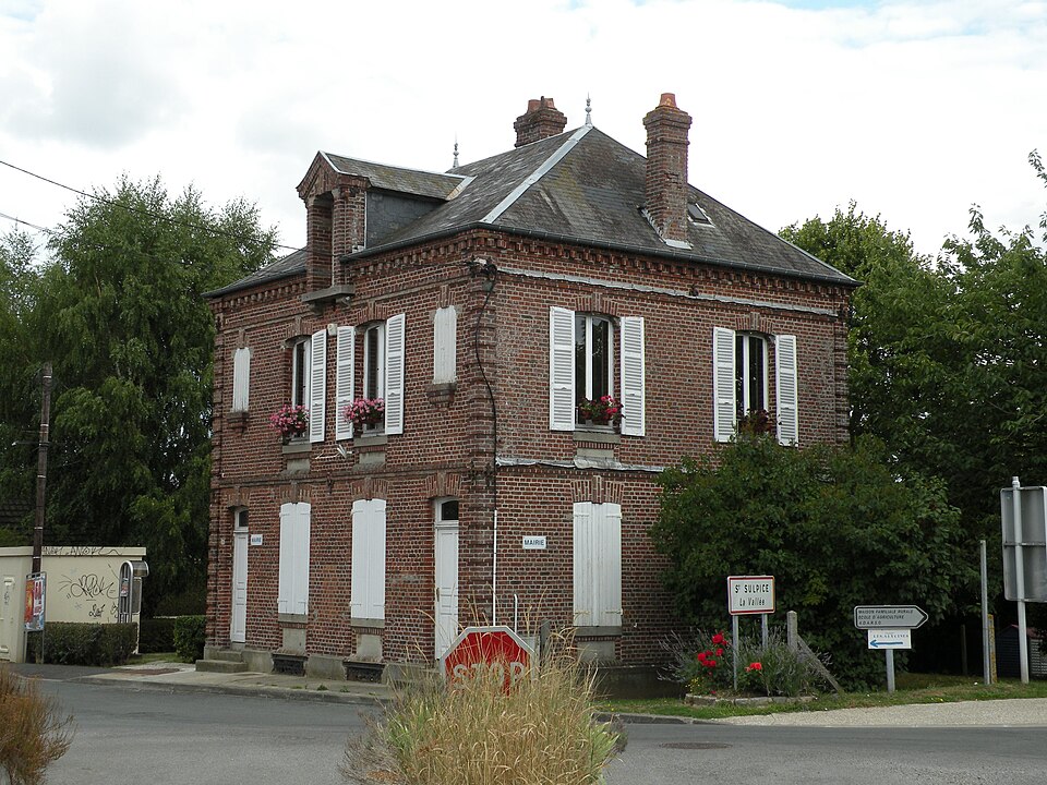 Mairie Saint — Sulpice (Oise)