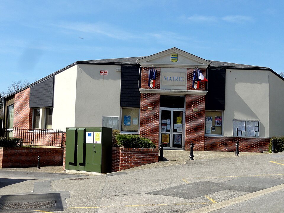 Thury — sous — Clermont (60), mairie, rue des Tilleuls 2