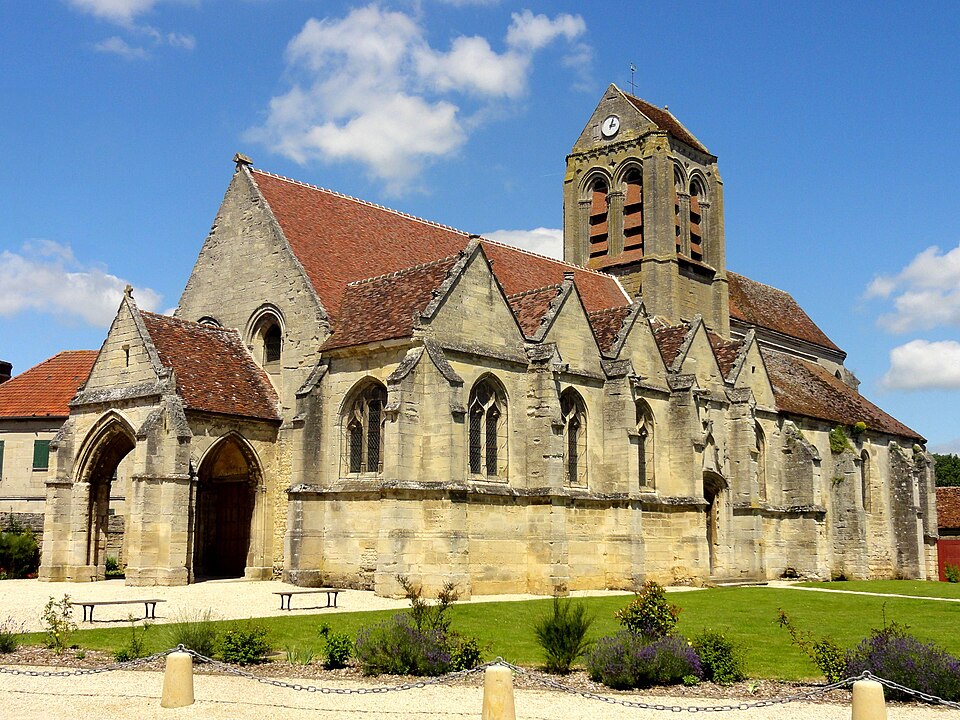 Ully — Saint — Georges (60), église Saint — Georges, vue depuis le sud 2