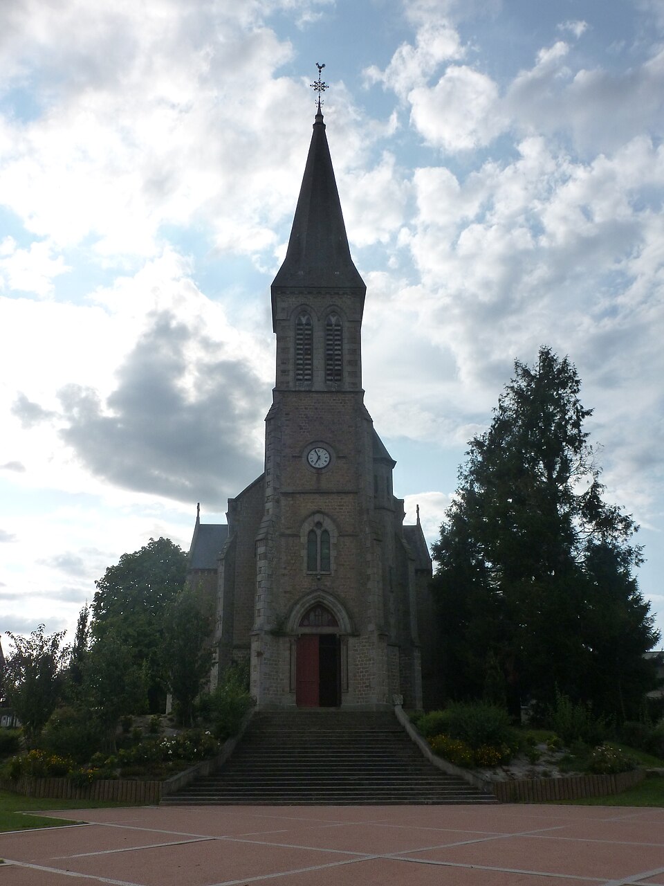 La Chapelle au Moine Eglise