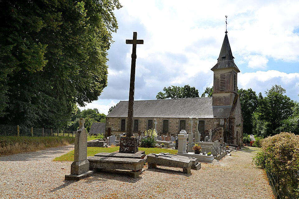 Église Saint — Martin de Lignou. Vue nord — ouest