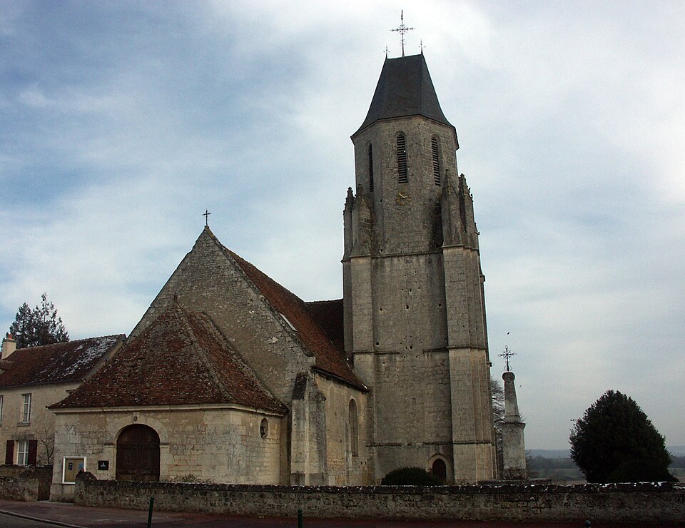 Mauves — sur — Huisne, Orne, église Saint Pierre bu 101
