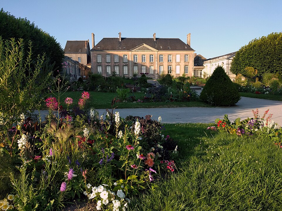 Ayuntamiento de Mortagne — au — Perche, Normandía