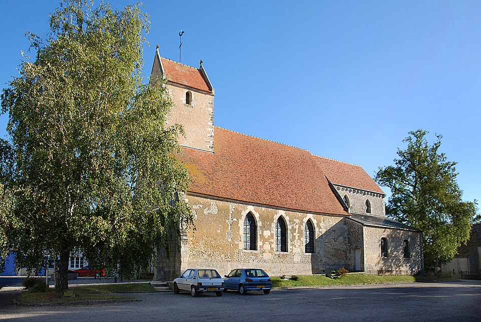 Église Saint — Gervais et Saint — Protais de Neuvy — au — Houlme (1)