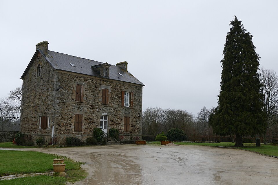 La Roche — Mabile — Mairie — 1