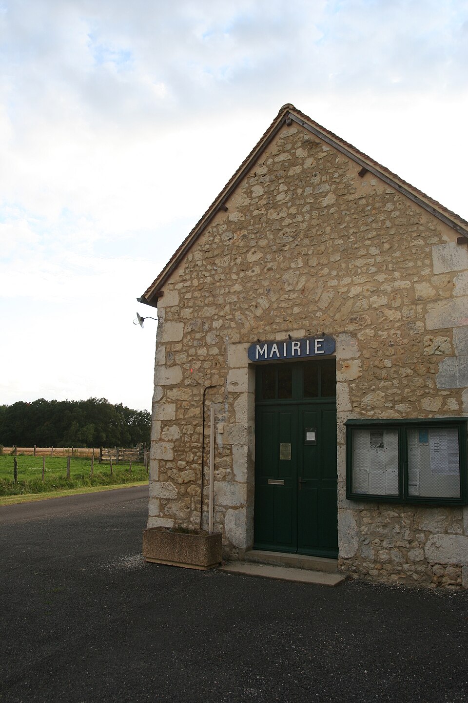 Saint — Denis — sur — Huisne — mairie