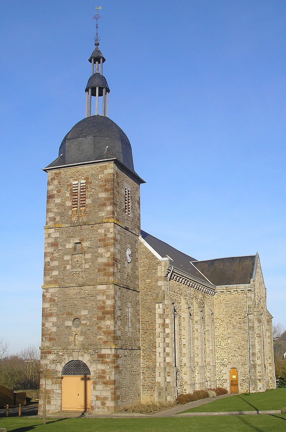 FranceNormandieSaintQuentinLesChardEglise