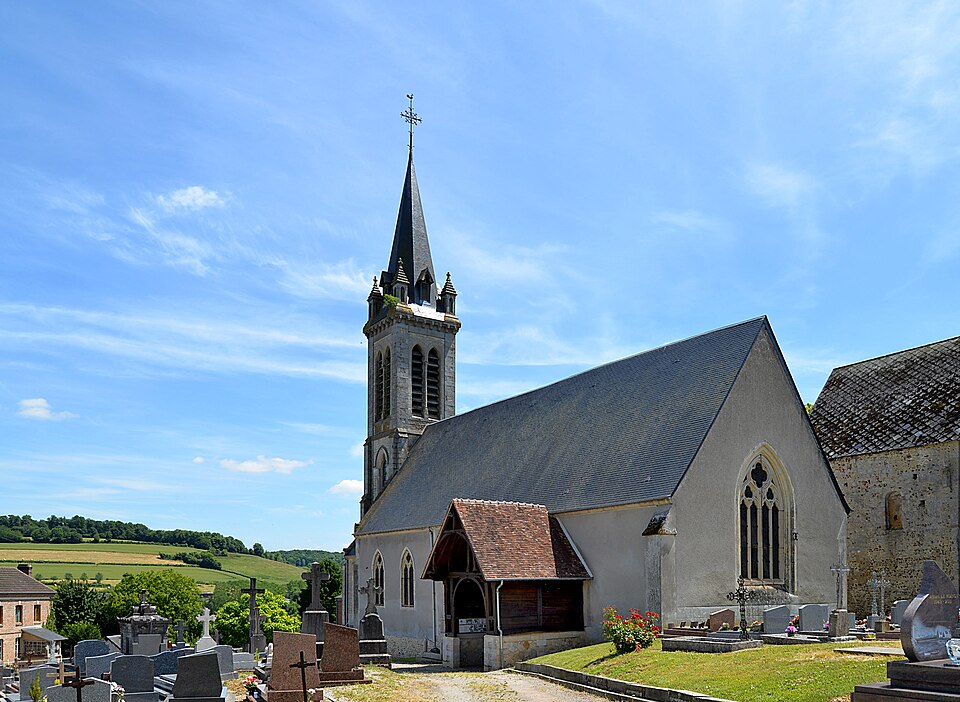 Église Saint — Pierre de Ticheville (1)