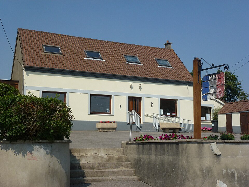 Alembon (Pas — de — Calais) mairie