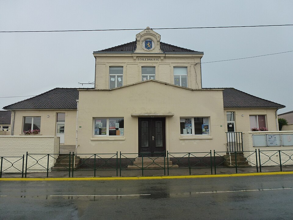 Andres (Pas — de — Calais) écoles, ancienne mairie