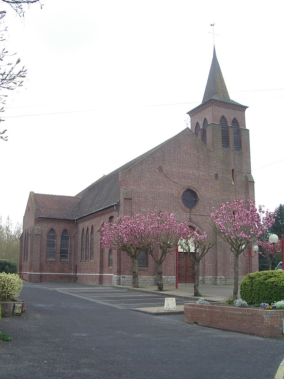 Annequin — Eglise1