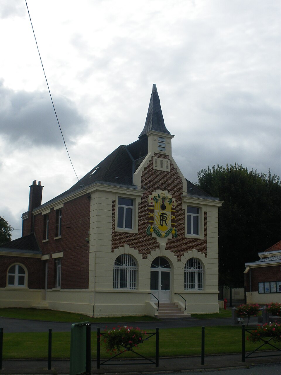 Mairie d'Arleux — en — Gohelle