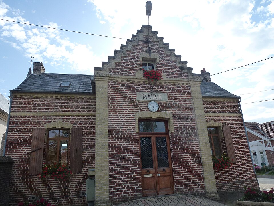 Autingues (Pas — de — Calais) mairie